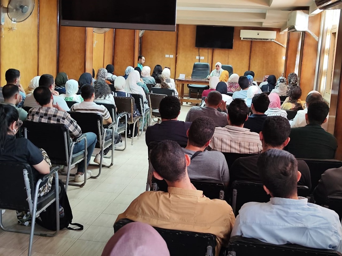 أطباء الأسنان يبحثون تحديات تحسين الخدمات الصحية